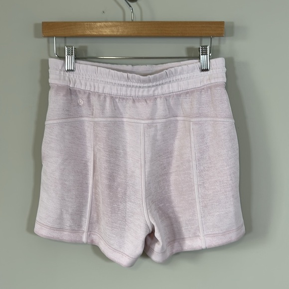 Lululemon Softstreme High Rise 4 inch Shorts Pink Stretch Pockets Sz 4 - Picture 5 of 9